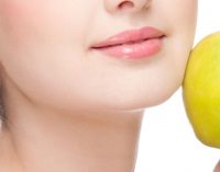 How to Look Younger and Make your Skin Glow With These Great Tips